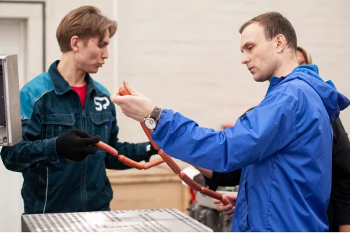 Демонстрация нового делителя сосисочных гирлянд