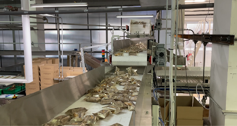 Участок автоматической фасовки конфет в гофрокороба