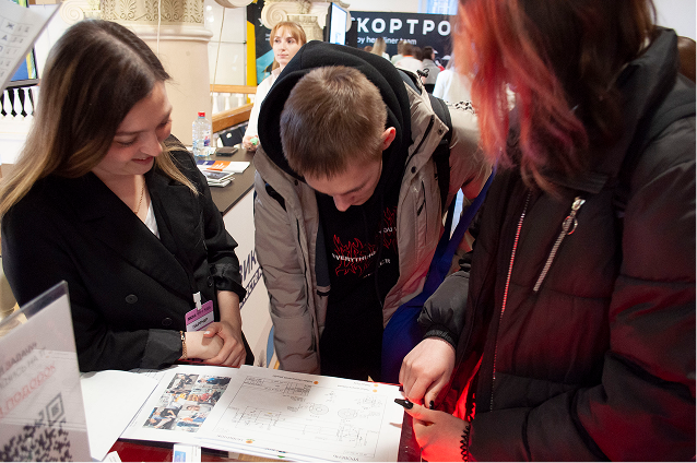 «Время карьеры»: новые знакомства, полезные встречи и яркие впечатления